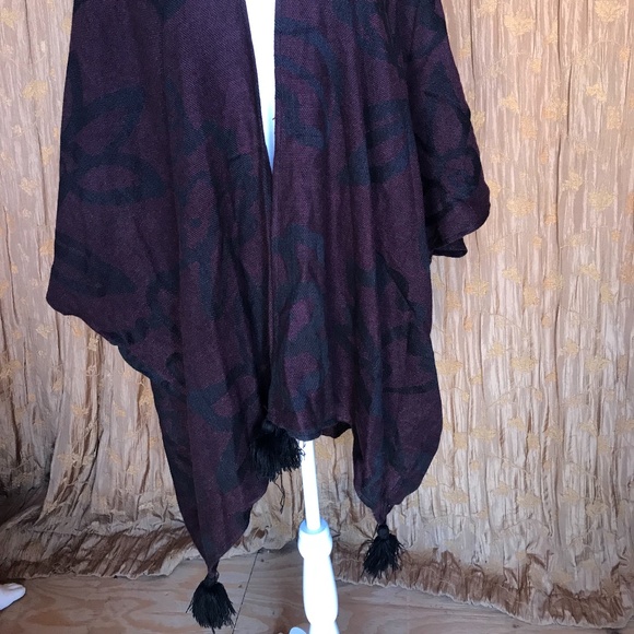 CLEOBELLA LOVELY SHAWL - Picture 3 of 6